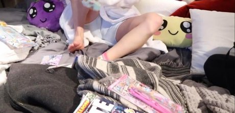 Loserfruit ヌードのポルノスター 写真