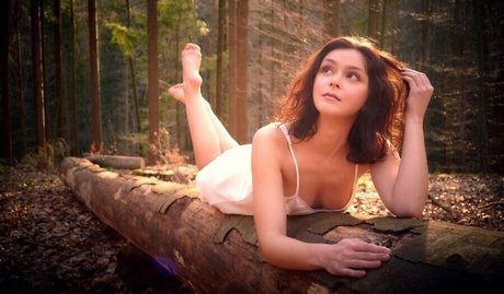 Joliette s Island Adventures セクシーモデル ギャラリー