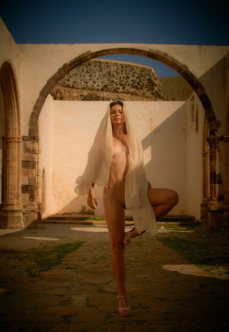 Joliette s Island Adventures ホットなポルノスター 写真