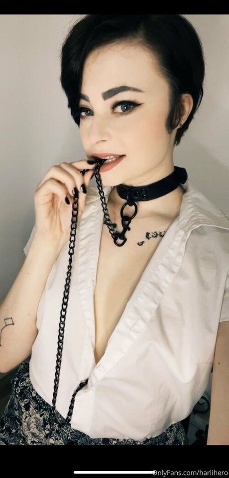 ゲイランジェリーOnlyFans ヌード 画像