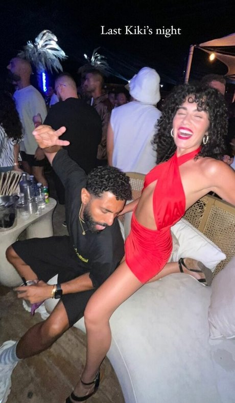 不明なファン エロ 写真