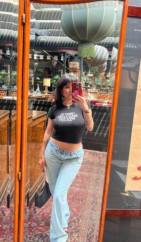 赤毛トランスオンリーファンズ 美しい裸 写真