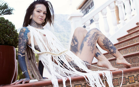 DarkLeaves セクシーなポルノスター アーカイブ