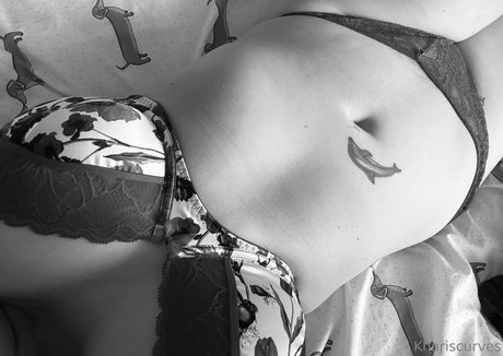 ジャークオンリーファンズ 無料アダルト 画像