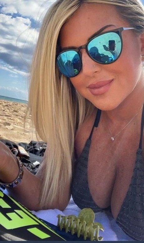 ゲイビデオ OnlyFans アート裸 写真