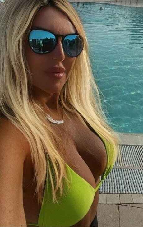 ウェブカメラ オンリーファンズ ポルノグラフィック 写真