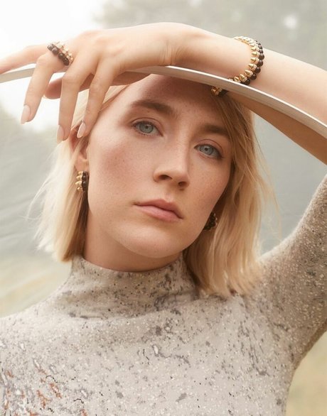 Saoirse Ronan トップモデル 写真