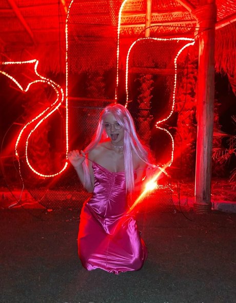 Honey Hayes セックスモデル 写真