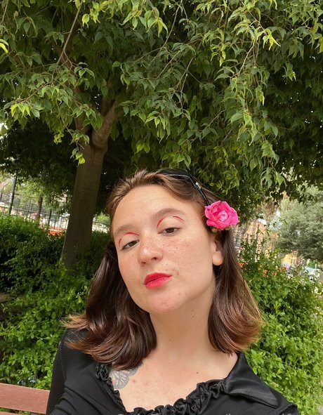 lamamifertil アダルトモデル ギャラリー