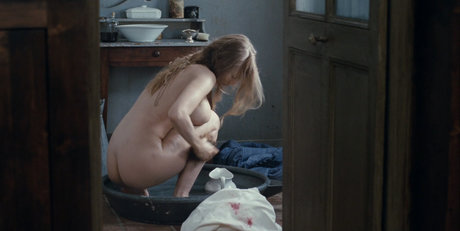 Isild Le Besco アダルト女優 画像