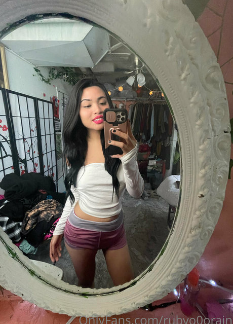 rubyo0orain ポルノスター 独占 写真