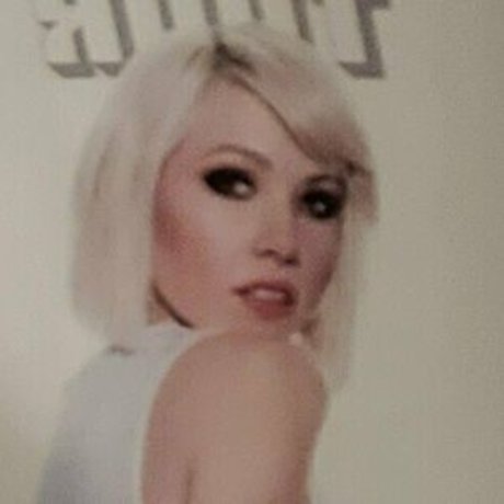 annieallanpoe スター ヌード 写真