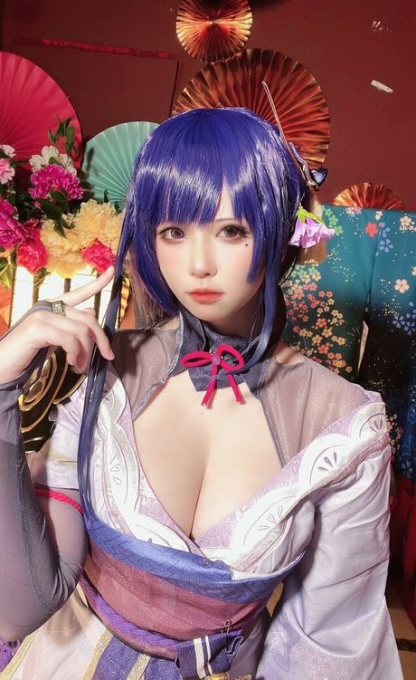 金髪の射精OnlyFans ホットセクシー 写真