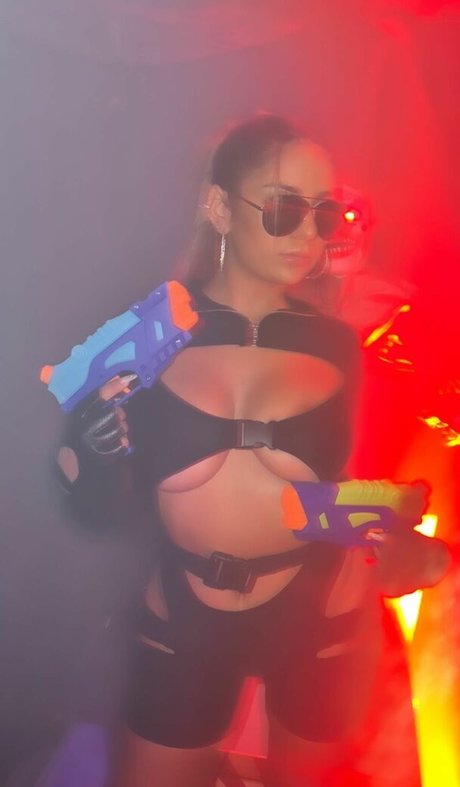 太った足のOnlyFans 可愛い 写真