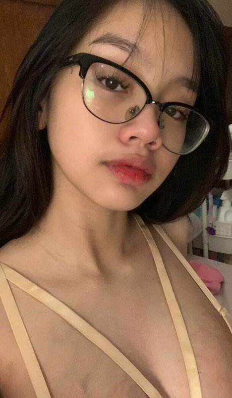 Hilixlie 素敵なポルノスター 画像