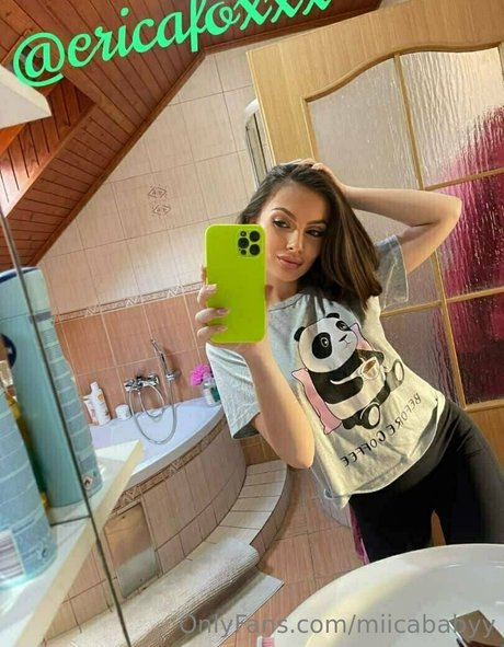 miicababyy 最高のモデル 写真