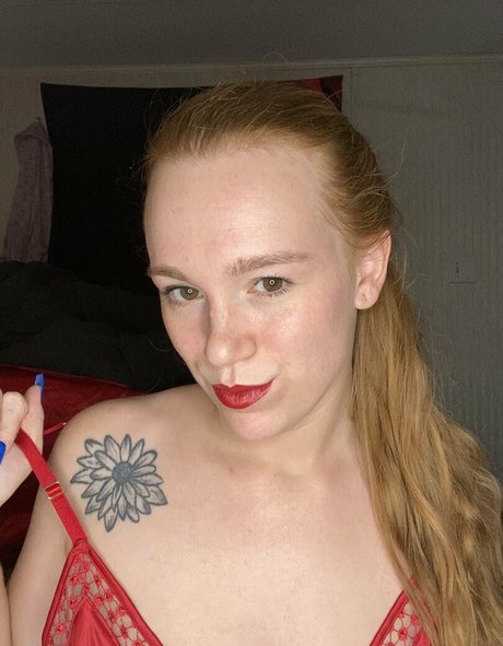 毛深いラテン系オンリーファンズ アートポルノ ギャラリー