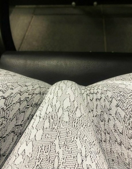 vanessa nunu アートモデル 写真