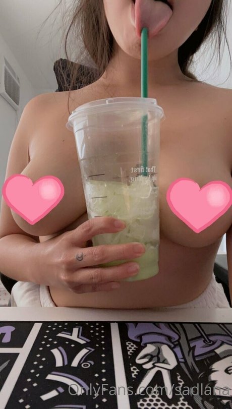 allanaa 裸のポルノスター 写真