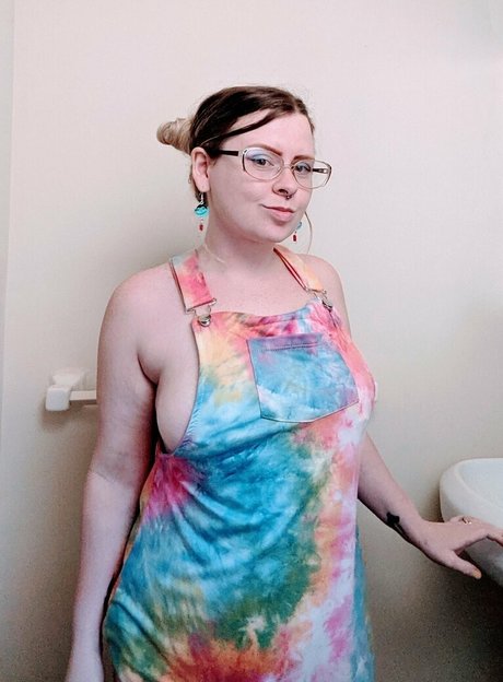 トゥインクスオンリーファンズ エロ 写真