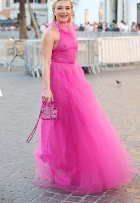 Florence Pugh 完璧な女優 写真