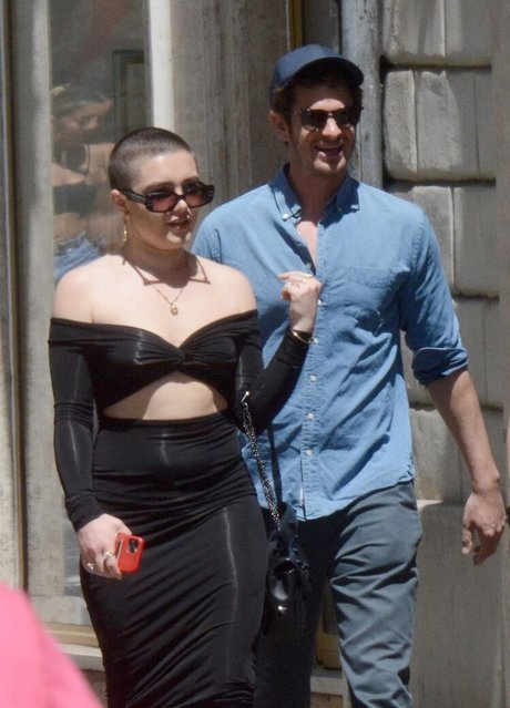 女性の筋肉オンリーファンズ ホット裸 ギャラリー