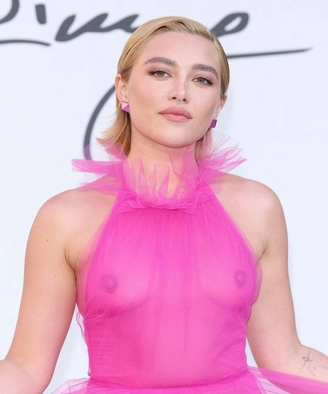 Florence Pugh ポルノスター 写真