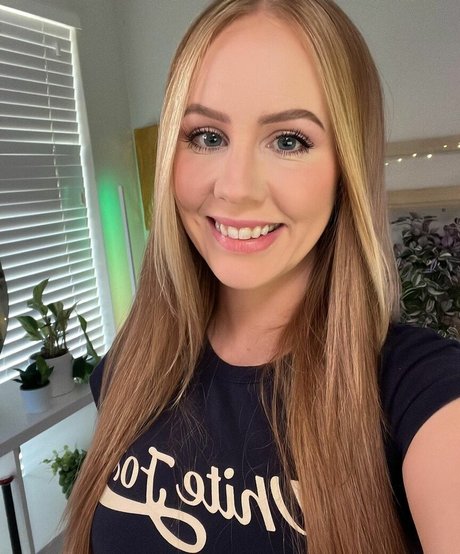 お金 オンリーファンズ 無料エロ 写真