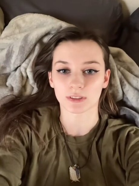 曲線美のxxx onlyfans セクシーヌード 写真