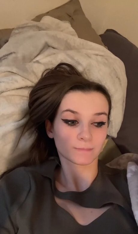 アマチュア潮吹きOnlyFans ホットヌード 写真