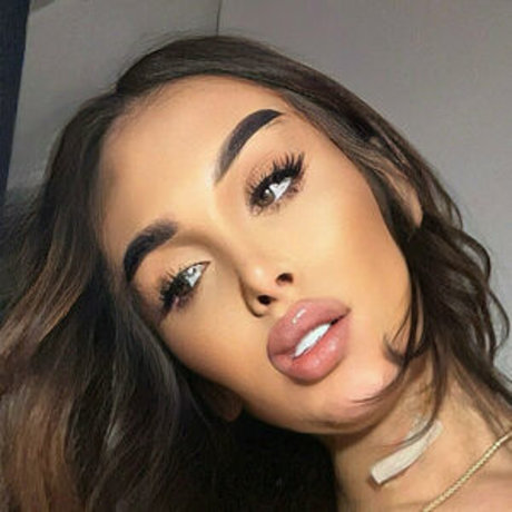 onlysaraluna トップモデル 写真