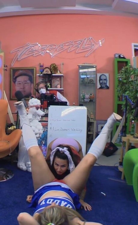 Annie Lederman 限定スター 写真