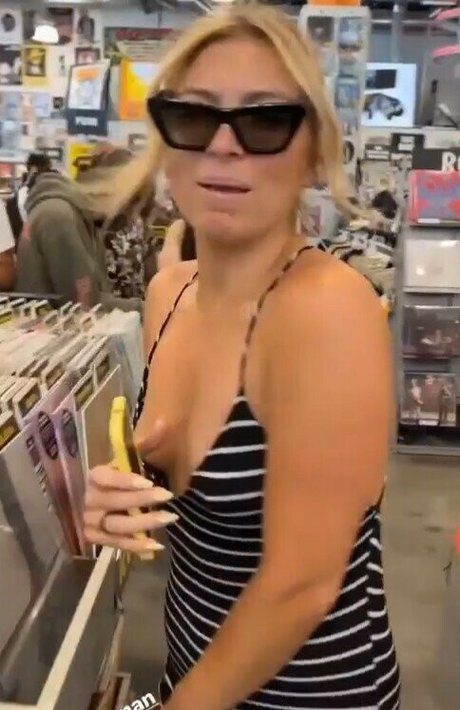 Annie Lederman アートモデル ギャラリー