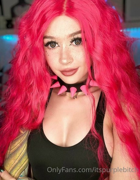 女王様オンリーファンズ 無料ヌード ギャラリー