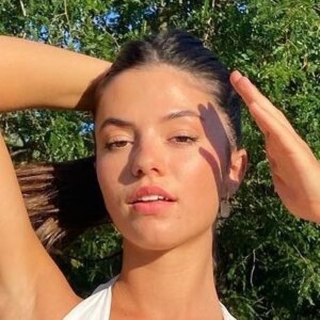 Beatrice Barichella スター 裸 画像