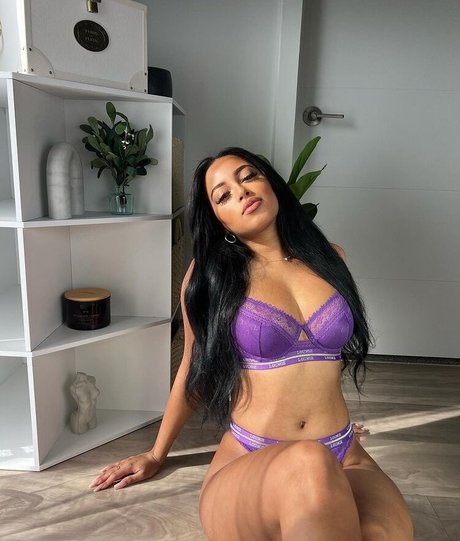 成熟した黒人女性オンリーファンズ 無料ヌード 写真