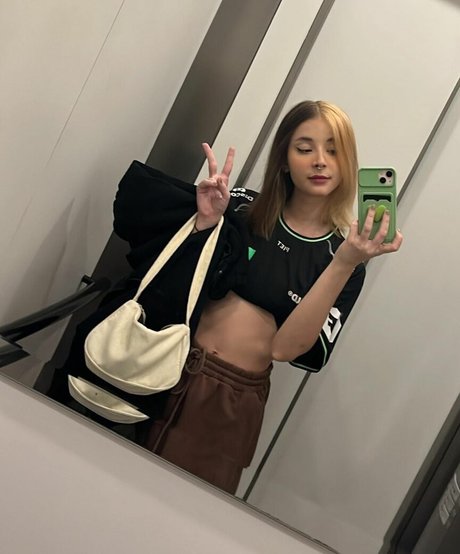 Thaiga セクシー女優 画像