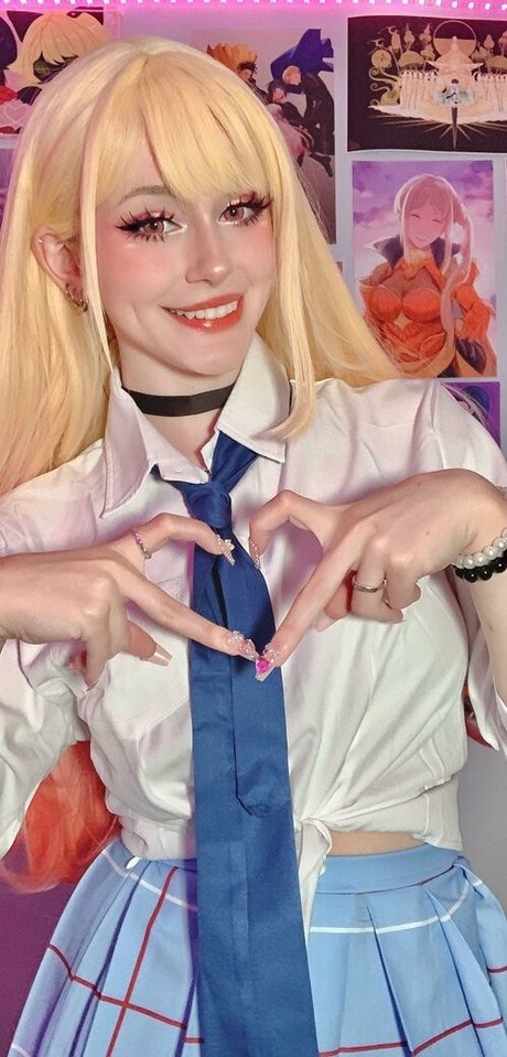 大きなお尻と巨乳のオンリーファンズ アートポルノ 画像