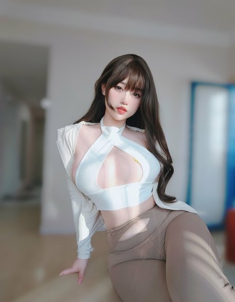 ブルネットの猫OnlyFans アダルト無料 画像