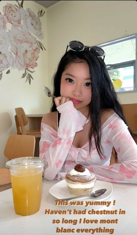 ママの足OnlyFans ヌード 写真