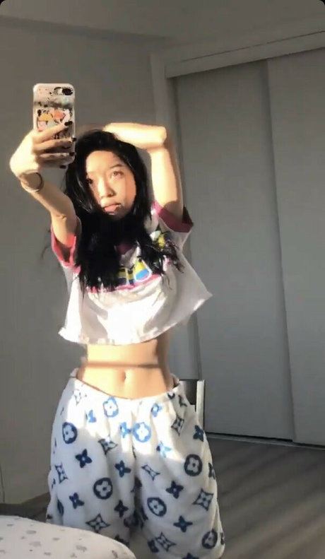 アジアン・エボニー・オンリーファンズ ホットxxx アーカイブ