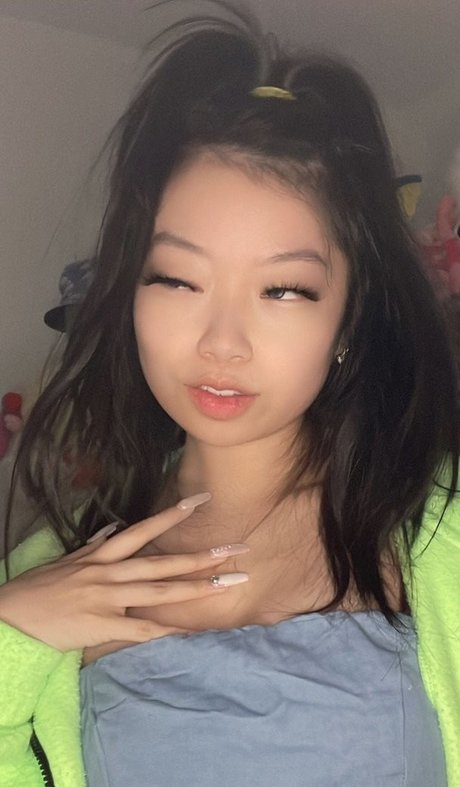 新しいモデルOnlyFans セクシー裸 画像