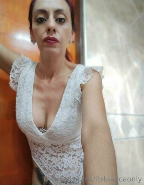 itsbiancaonly 独占モデル 写真