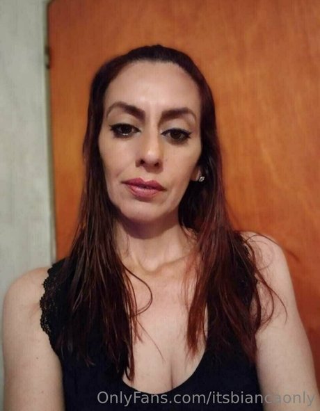 itsbiancaonly 裸のポルノスター 写真