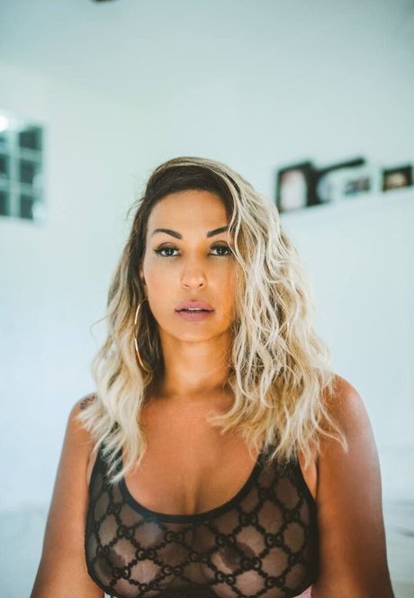 Valesca Popozuda 高品質モデル ギャラリー