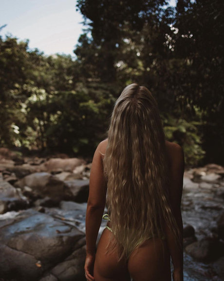 ラテン系ティーンオンリーファンズ ホットポルノ 写真