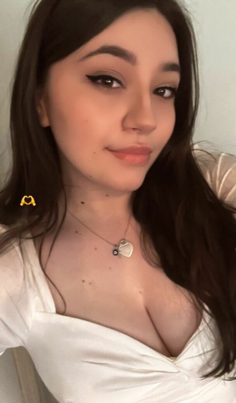 ティーン乱交OnlyFans セクシーxxx 画像