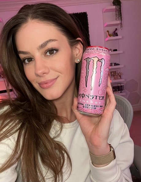 LuluLuvely 無料女優 ギャラリー