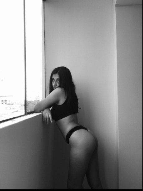 18歳以下の無料OnlyFans えろた 写真