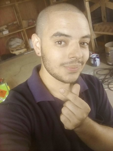 痩せたアジア人ティーン OnlyFans えろた 写真